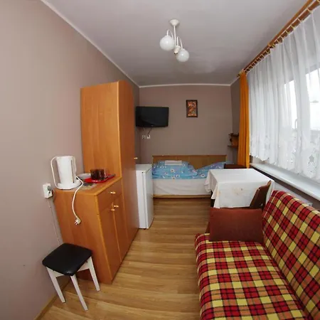 Rum i privatbostad Goscinne U Jadzi Chałupy